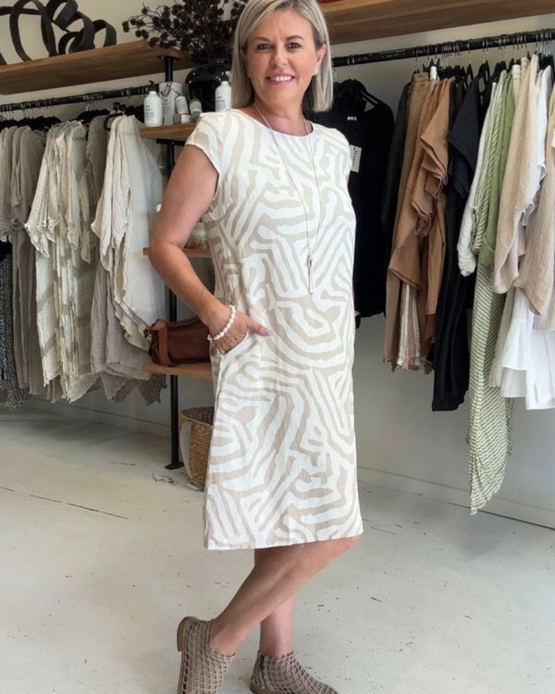Celia™ | Vestido con cuello redondo y estampado