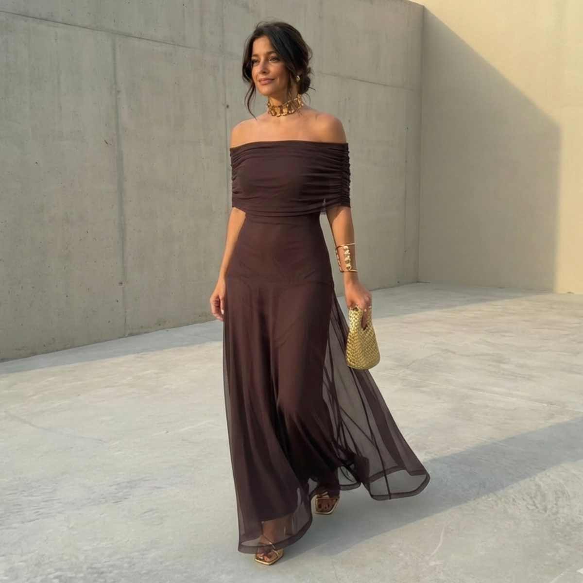 Elena™ | Vestido largo fluido con diseño elegante