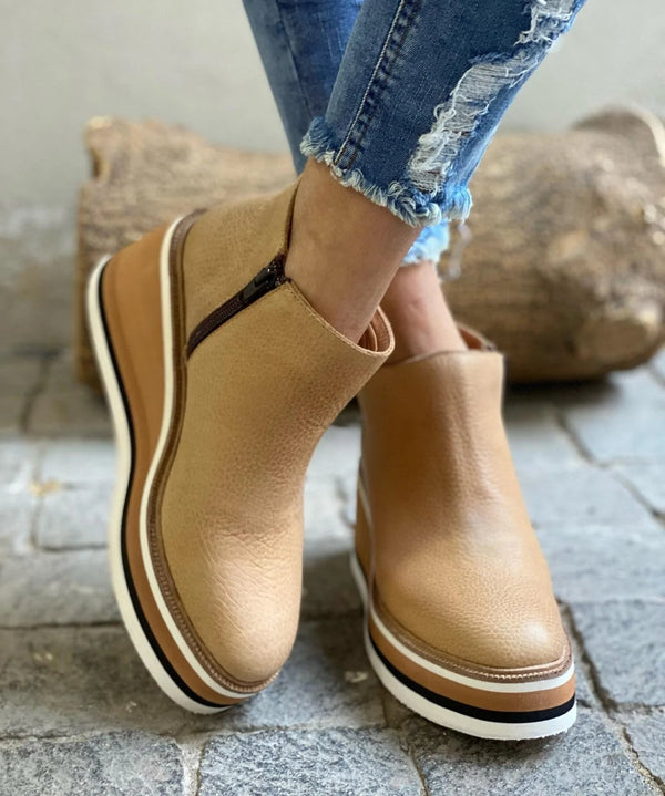 Adriana™ | Bota Elegante De Cuero Con Tacón Cómodo