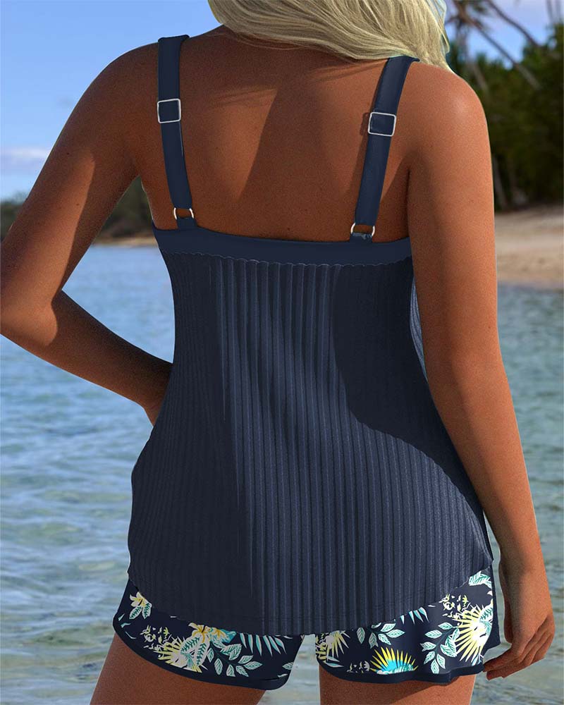 Nuria™ | Tankini de rayas con pantalón corto