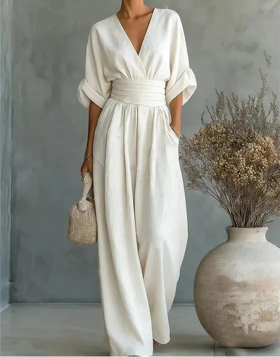 Alessia™ | Mono elegante de escote en V y pierna ancha